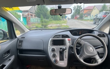 Toyota Ractis I, 2007 год, 570 000 рублей, 10 фотография