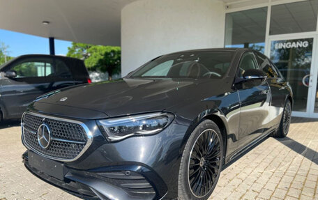 Mercedes-Benz E-Класс, 2025 год, 8 390 000 рублей, 1 фотография