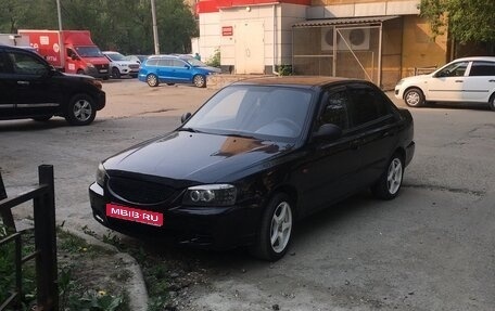 Hyundai Accent II, 2005 год, 305 000 рублей, 1 фотография
