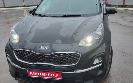 KIA Sportage IV рестайлинг, 2022 год, 2 600 000 рублей, 1 фотография