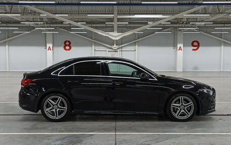 Mercedes-Benz A-Класс, 2018 год, 2 249 000 рублей, 8 фотография
