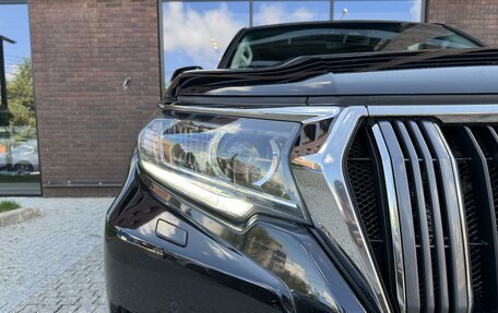 Toyota Land Cruiser Prado 150 рестайлинг 2, 2017 год, 3 990 000 рублей, 5 фотография