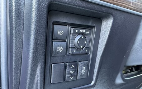 Toyota Land Cruiser Prado 150 рестайлинг 2, 2017 год, 3 990 000 рублей, 23 фотография