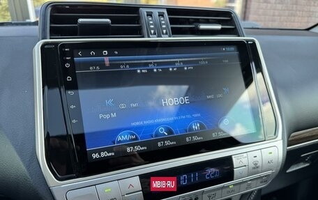 Toyota Land Cruiser Prado 150 рестайлинг 2, 2017 год, 3 990 000 рублей, 25 фотография