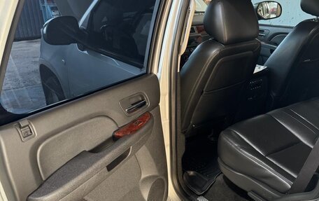 Chevrolet Tahoe III, 2014 год, 2 300 000 рублей, 14 фотография