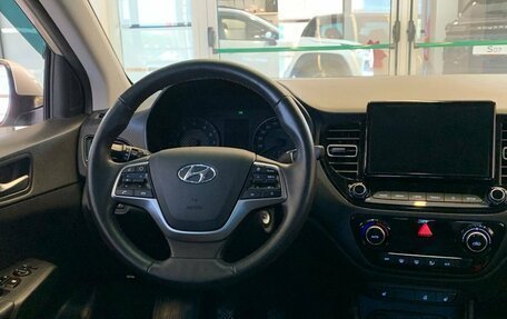 Hyundai Solaris II рестайлинг, 2021 год, 1 630 000 рублей, 9 фотография