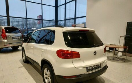 Volkswagen Tiguan I, 2013 год, 989 000 рублей, 4 фотография