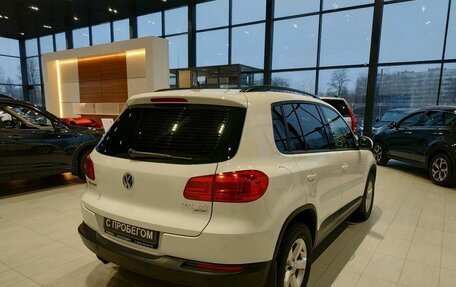 Volkswagen Tiguan I, 2013 год, 989 000 рублей, 6 фотография