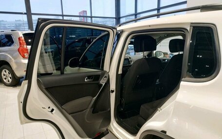 Volkswagen Tiguan I, 2013 год, 989 000 рублей, 9 фотография