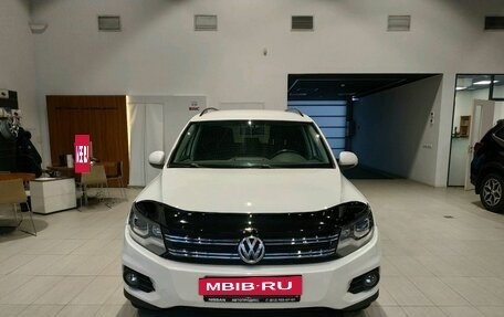 Volkswagen Tiguan I, 2013 год, 989 000 рублей, 2 фотография