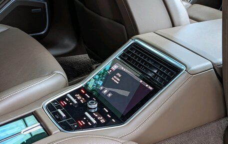 Porsche Panamera II рестайлинг, 2019 год, 7 900 000 рублей, 13 фотография