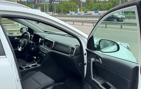KIA Sportage IV рестайлинг, 2019 год, 2 350 000 рублей, 10 фотография