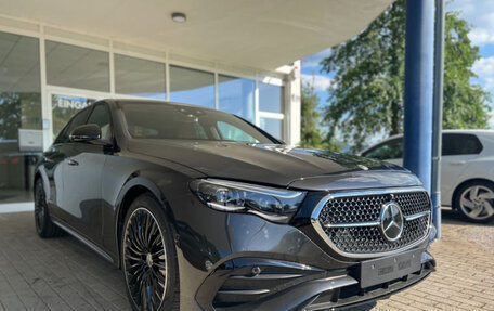 Mercedes-Benz E-Класс, 2025 год, 8 390 000 рублей, 3 фотография