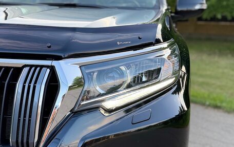 Toyota Land Cruiser Prado 150 рестайлинг 2, 2022 год, 5 750 000 рублей, 11 фотография