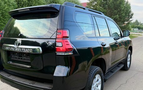 Toyota Land Cruiser Prado 150 рестайлинг 2, 2022 год, 5 750 000 рублей, 13 фотография