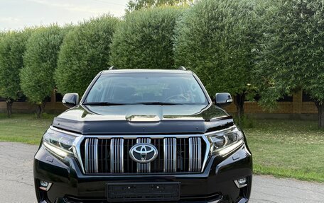 Toyota Land Cruiser Prado 150 рестайлинг 2, 2022 год, 5 750 000 рублей, 21 фотография
