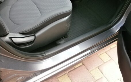 Hyundai Solaris II рестайлинг, 2012 год, 928 000 рублей, 21 фотография