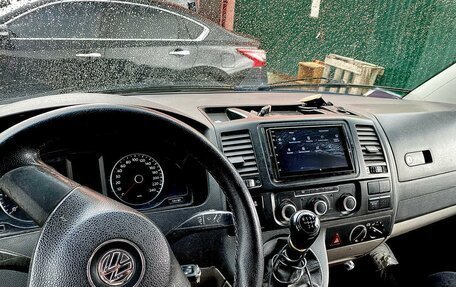 Volkswagen Transporter T5 рестайлинг, 2012 год, 1 650 000 рублей, 4 фотография