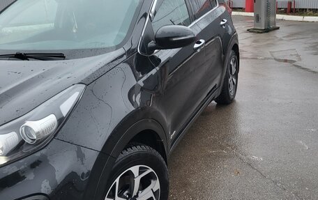 KIA Sportage IV рестайлинг, 2022 год, 2 600 000 рублей, 2 фотография