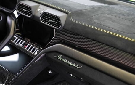 Lamborghini Urus I, 2024 год, 42 000 000 рублей, 15 фотография