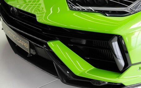 Lamborghini Urus I, 2024 год, 42 000 000 рублей, 19 фотография