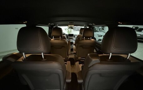 Mercedes-Benz V-Класс, 2022 год, 9 100 000 рублей, 21 фотография