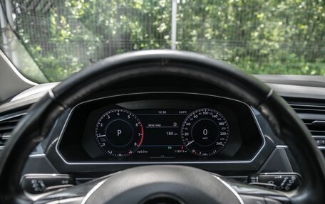Volkswagen Tiguan II, 2018 год, 1 900 000 рублей, 5 фотография