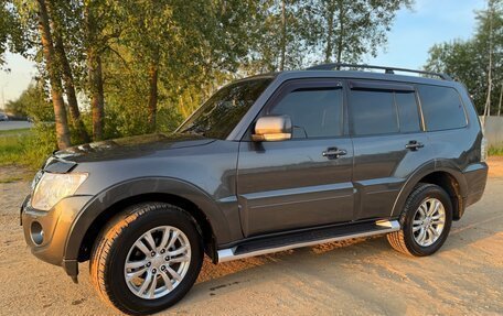 Mitsubishi Pajero IV, 2012 год, 2 070 000 рублей, 16 фотография