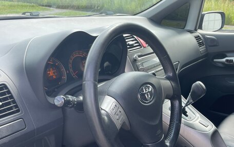 Toyota Auris II, 2008 год, 600 000 рублей, 10 фотография