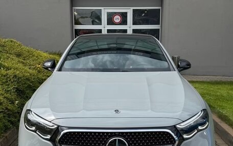 Mercedes-Benz E-Класс, 2025 год, 8 390 000 рублей, 3 фотография