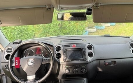 Volkswagen Tiguan I, 2009 год, 780 000 рублей, 11 фотография