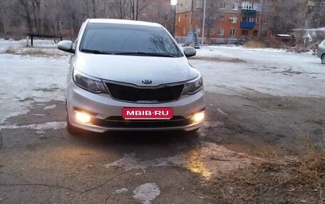 KIA Rio III рестайлинг, 2015 год, 1 000 000 рублей, 1 фотография