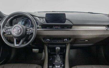 Mazda 6, 2023 год, 3 280 000 рублей, 13 фотография
