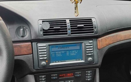 BMW 5 серия, 2002 год, 850 000 рублей, 12 фотография