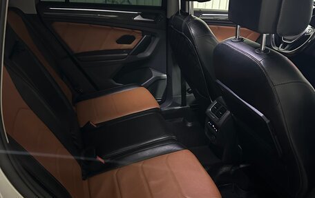 Volkswagen Tiguan II, 2016 год, 1 600 000 рублей, 4 фотография