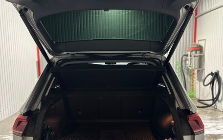 Volkswagen Tiguan II, 2016 год, 1 600 000 рублей, 20 фотография