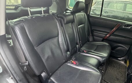 Toyota Highlander III, 2012 год, 1 800 000 рублей, 15 фотография