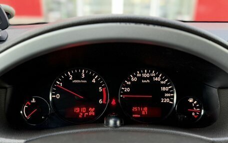 Nissan Pathfinder, 2011 год, 1 350 000 рублей, 10 фотография