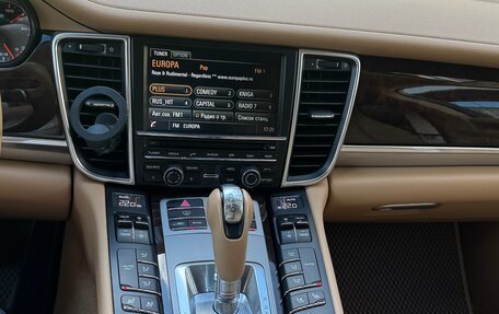Porsche Panamera II рестайлинг, 2015 год, 3 950 000 рублей, 30 фотография