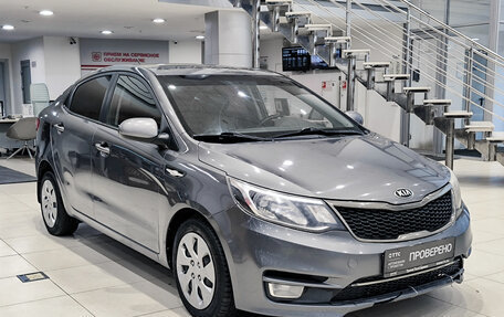 KIA Rio III рестайлинг, 2016 год, 890 000 рублей, 3 фотография