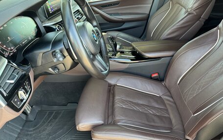 BMW 5 серия, 2019 год, 4 340 000 рублей, 9 фотография