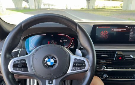 BMW 5 серия, 2019 год, 4 340 000 рублей, 14 фотография