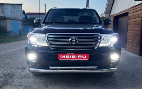 Toyota Land Cruiser 200, 2012 год, 3 399 000 рублей, 2 фотография