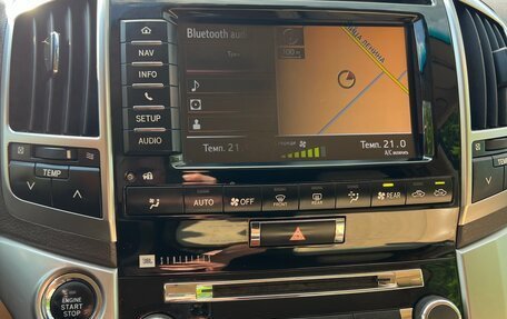Toyota Land Cruiser 200, 2012 год, 3 399 000 рублей, 13 фотография