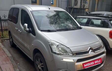 Citroen Berlingo II рестайлинг, 2013 год, 1 050 000 рублей, 4 фотография