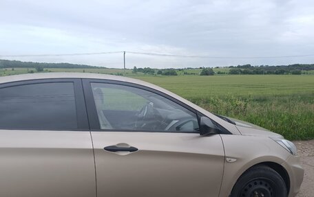 Hyundai Solaris II рестайлинг, 2013 год, 850 000 рублей, 7 фотография