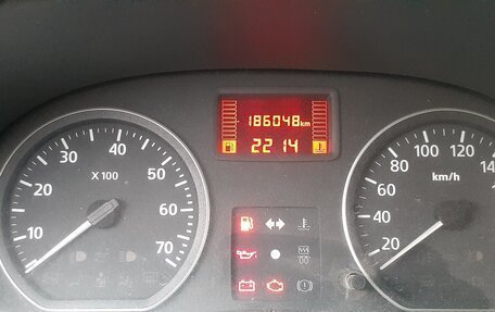 Renault Logan I, 2011 год, 500 000 рублей, 13 фотография