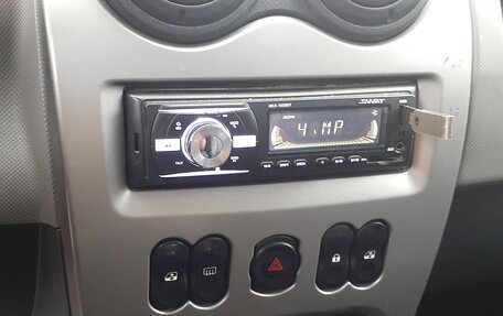 Renault Logan I, 2011 год, 500 000 рублей, 14 фотография