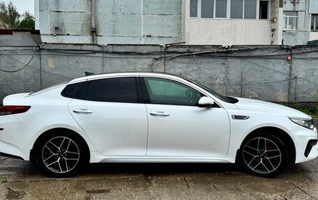 KIA Optima IV, 2018 год, 2 385 000 рублей, 6 фотография