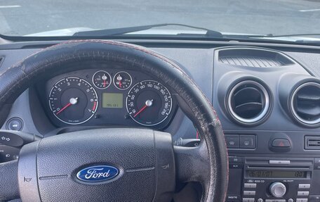 Ford Fiesta, 2006 год, 400 000 рублей, 9 фотография